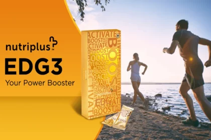 A young couple running on the beach with Nutrplus EDG3 in the frame