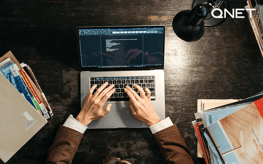 Content writing AI tools (Keyword research and grammar and plagiarism check)